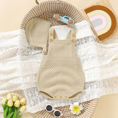 Sleeveless Baby Bodysuits and Hats Set